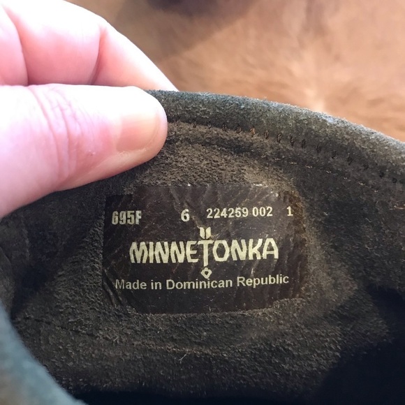 Minnetonka Concho Ankle Boots Size 6 - Picture 6 of 7